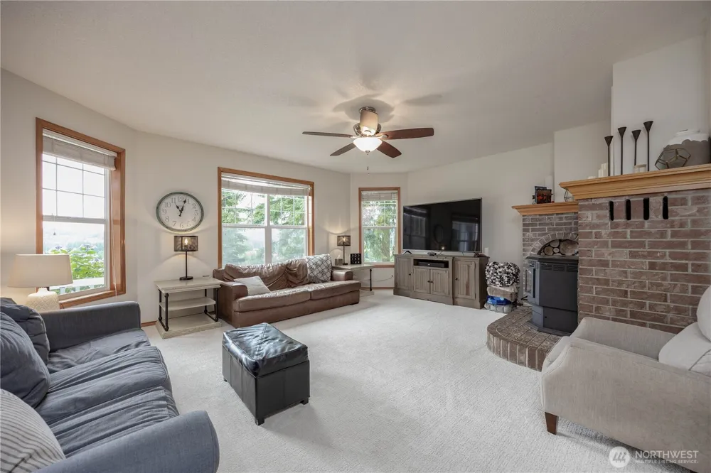 24810 W Humphrey Street Yacolt, WA 98675