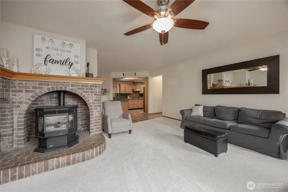 24810 W Humphrey Street Yacolt, WA 98675