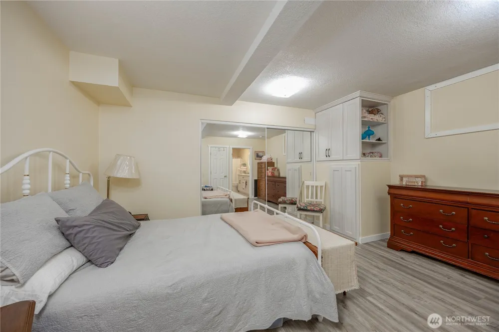 24810 W Humphrey Street Yacolt, WA 98675