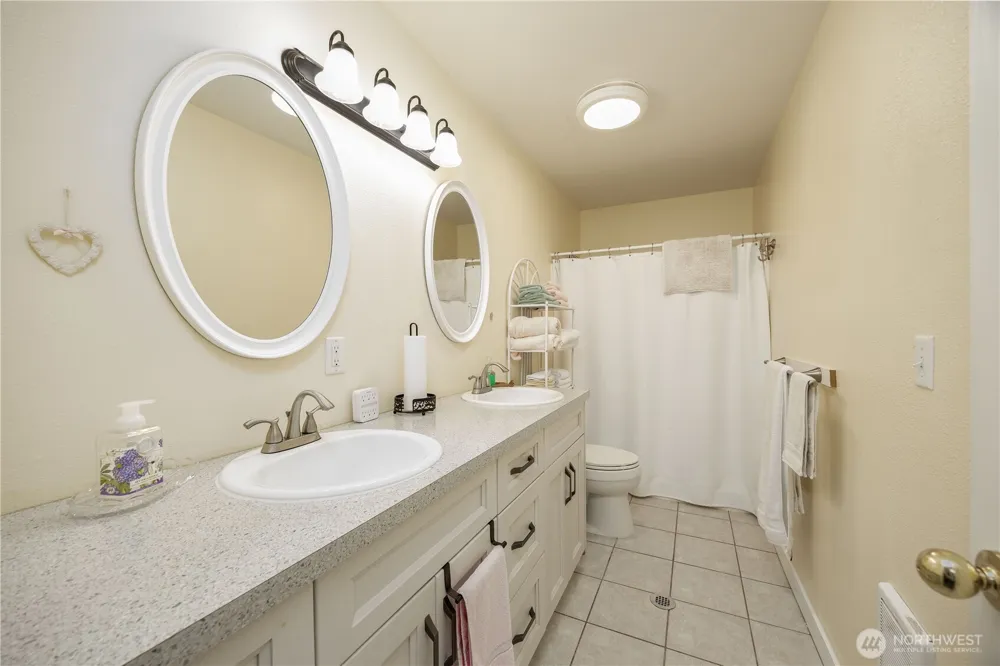 24810 W Humphrey Street Yacolt, WA 98675