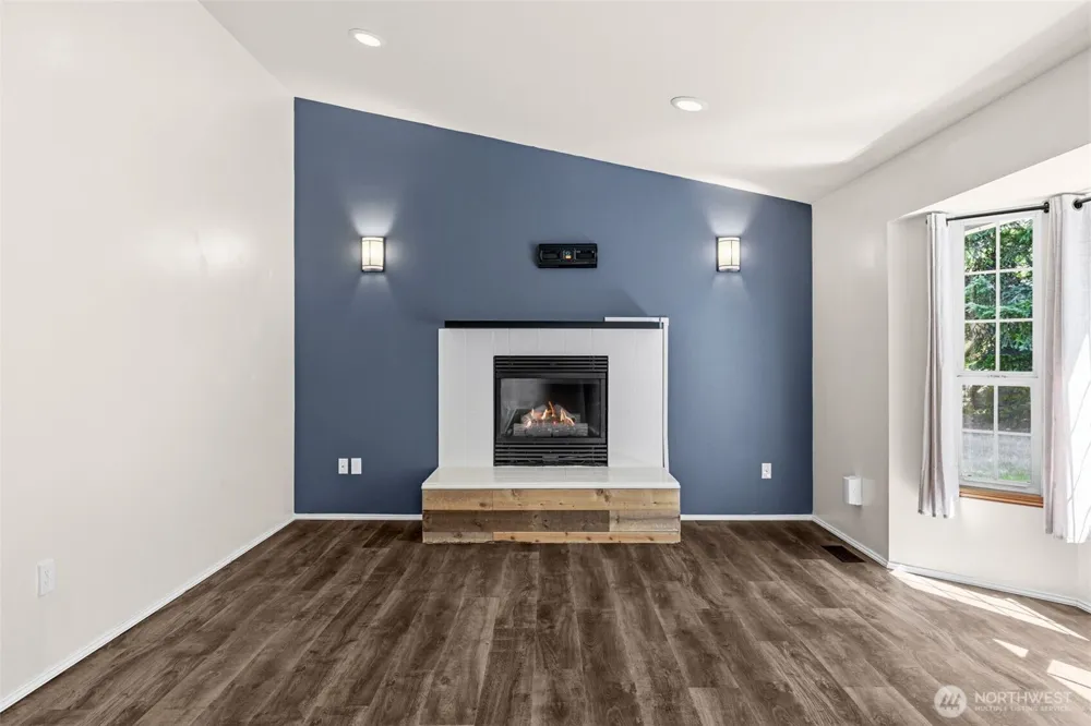 1425 128th Drive NE Lake Stevens, WA 98258