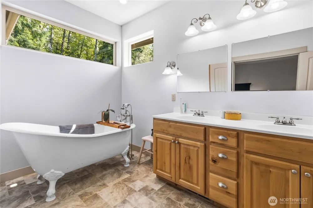 230 Riley Court Toutle, WA 98649
