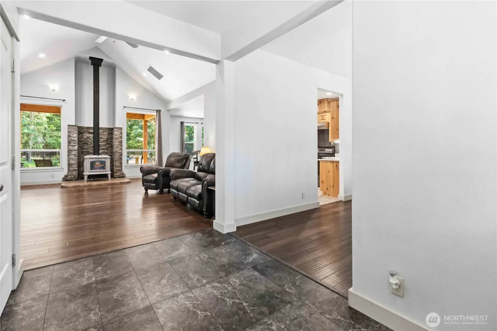 230 Riley Court Toutle, WA 98649