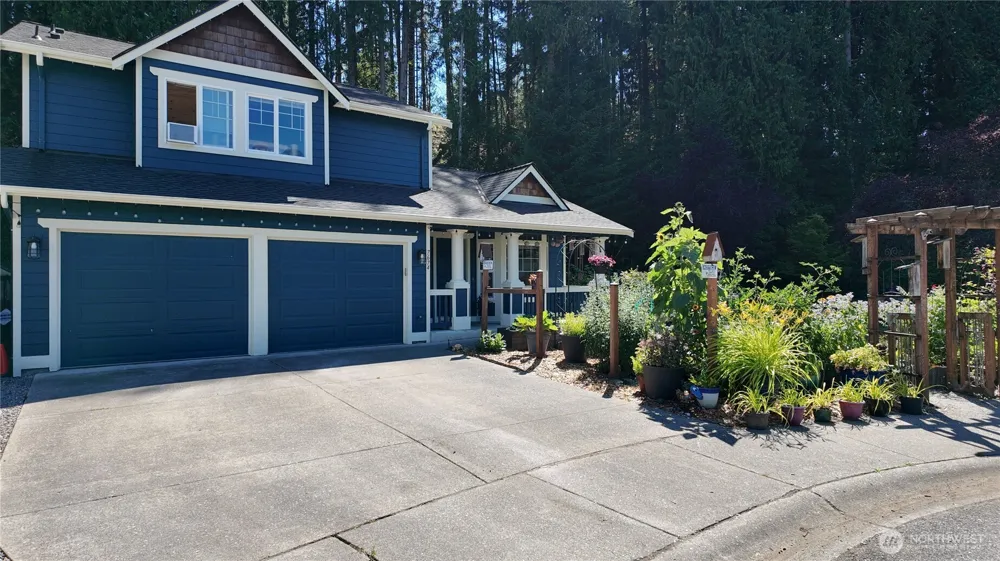 7674 Cedar Park Concrete, WA 98237