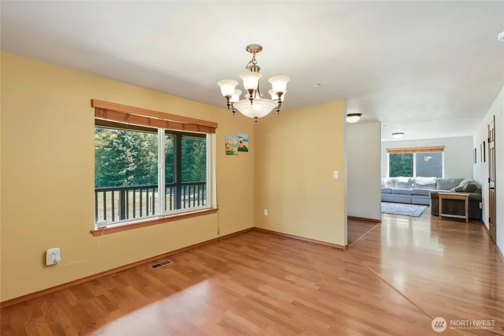 11234 Wicks Lake Road SW Port Orchard, WA 98367