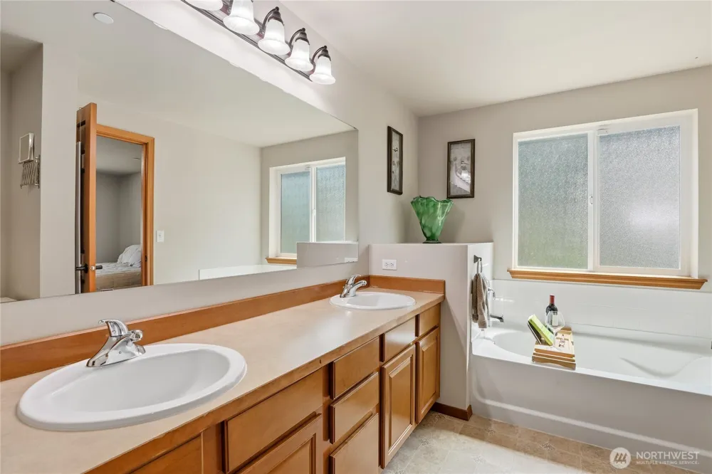 11234 Wicks Lake Road SW Port Orchard, WA 98367