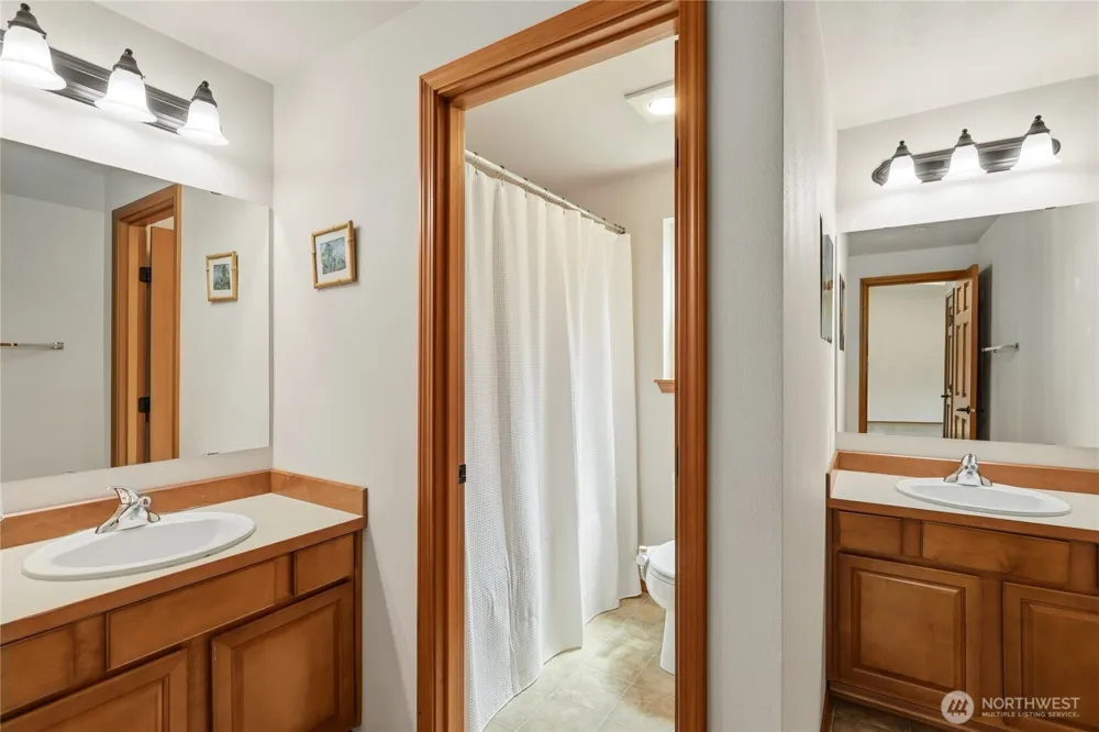 11234 Wicks Lake Road SW Port Orchard, WA 98367