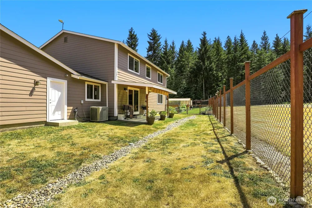 11234 Wicks Lake Road SW Port Orchard, WA 98367