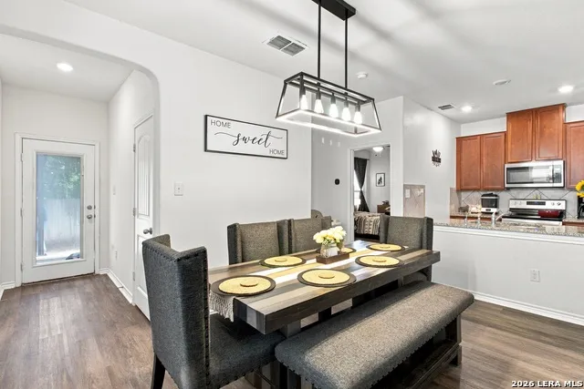 11339 October Stead San Antonio, TX 78254