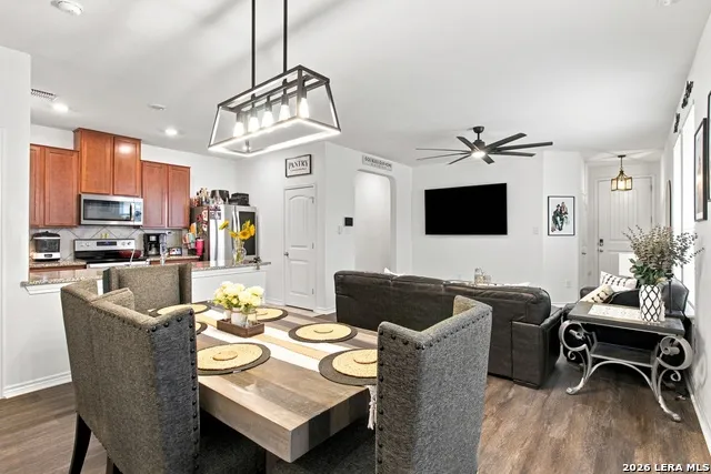 11339 October Stead San Antonio, TX 78254
