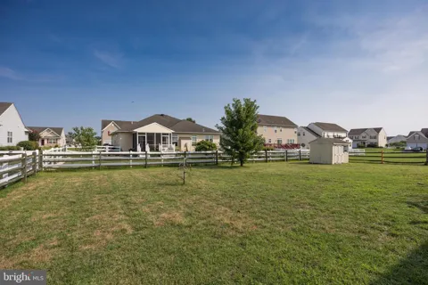 48 WHITE BIRCH DRIVE