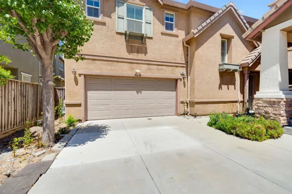 281 Kapalua Bay Circle Pittsburg, CA 94565