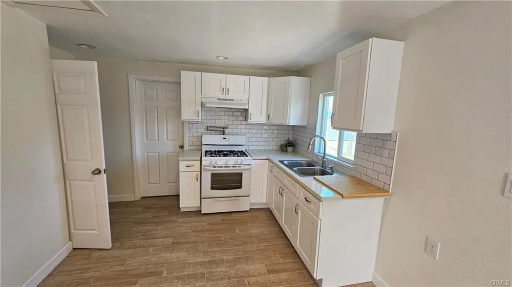 265 E M STREET Colton, CA 92324