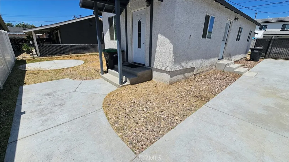 265 E M STREET Colton, CA 92324