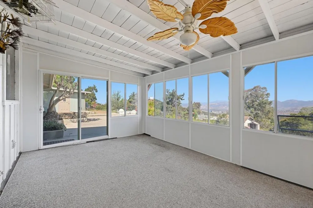 133 La Cresta Heights Rd El Cajon, CA 92021