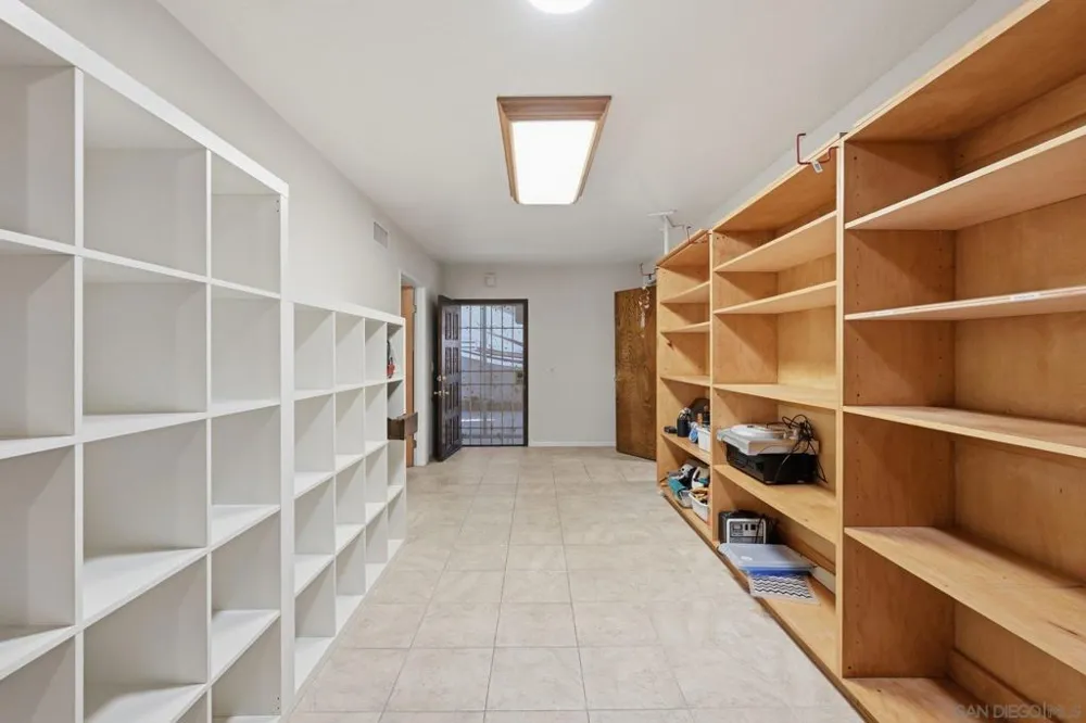 133 La Cresta Heights Rd El Cajon, CA 92021