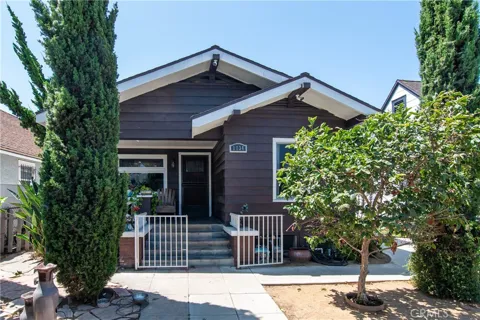1134 W 68th