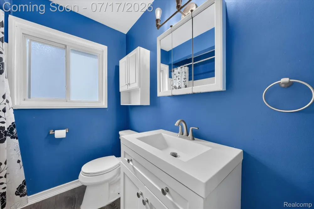 903 Bernie Lane Madison Heights City, MI 48071