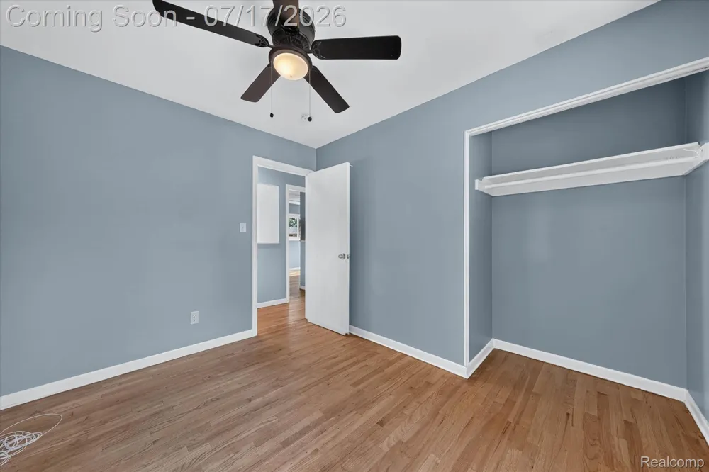 903 Bernie Lane Madison Heights City, MI 48071