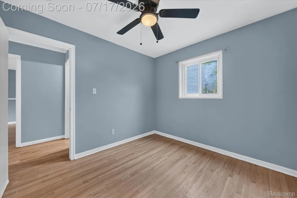 903 Bernie Lane Madison Heights City, MI 48071