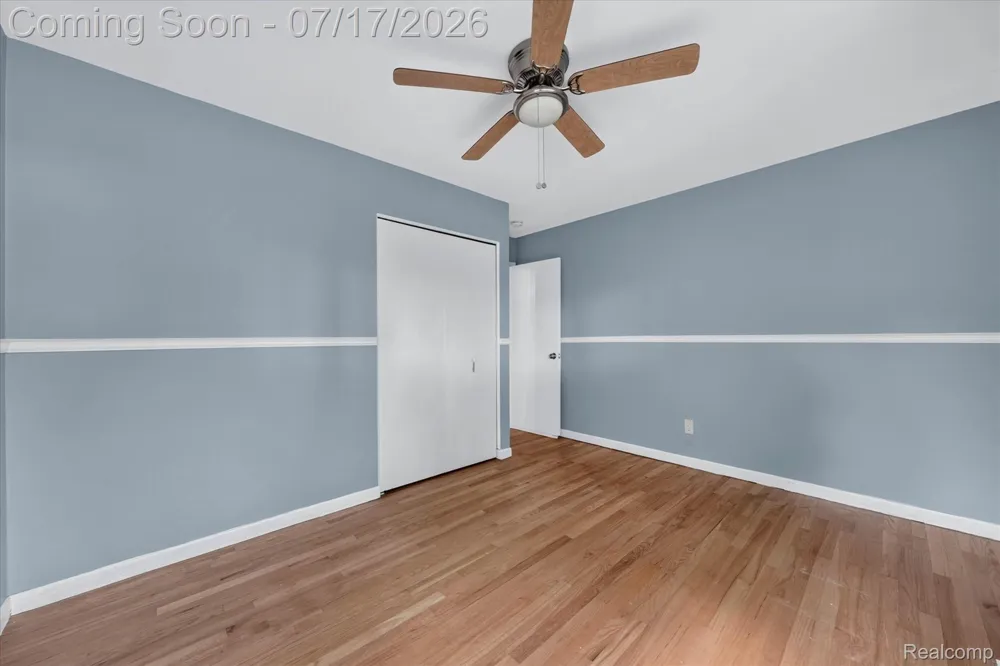 903 Bernie Lane Madison Heights City, MI 48071