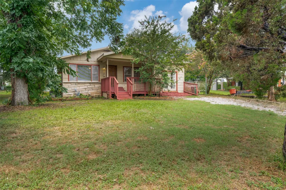 205 Woodward Street Austin, TX 78704