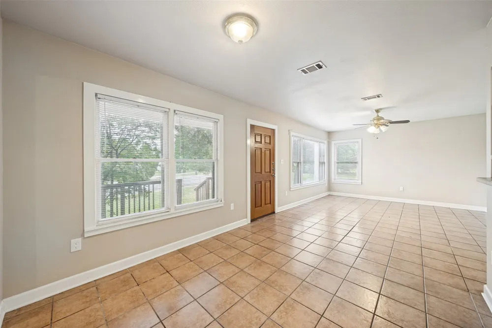 205 Woodward Street Austin, TX 78704