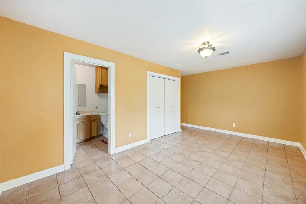 205 Woodward Street Austin, TX 78704