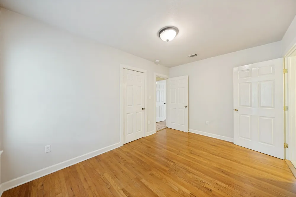 205 Woodward Street Austin, TX 78704