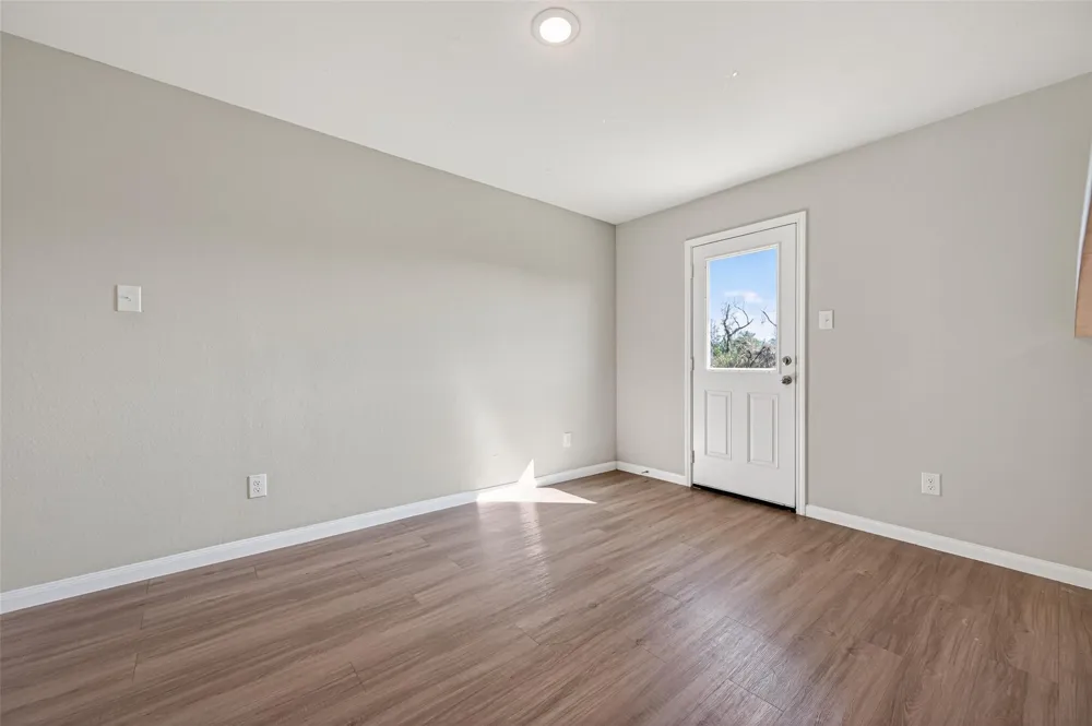 940 21st Street Hempstead, TX 77445