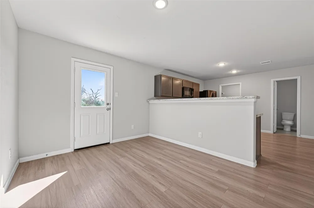 940 21st Street Hempstead, TX 77445