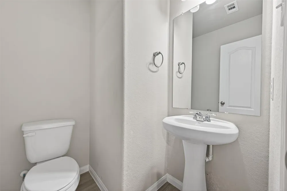 940 21st Street Hempstead, TX 77445