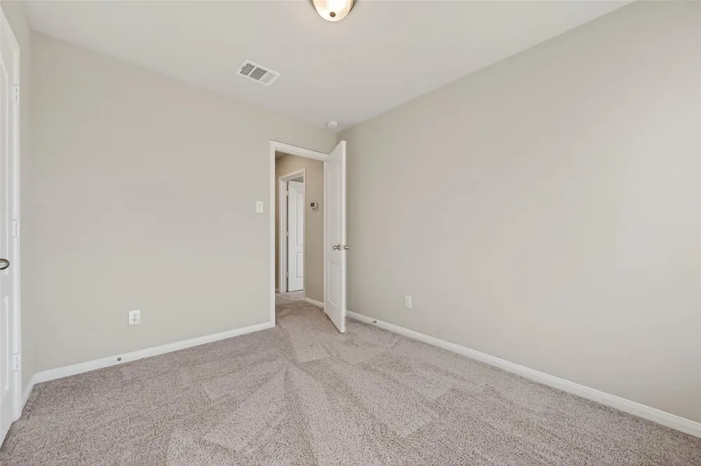 940 21st Street Hempstead, TX 77445