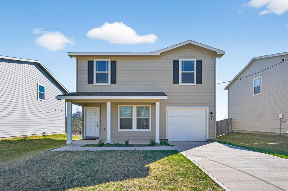 940 21st Street Hempstead, TX 77445