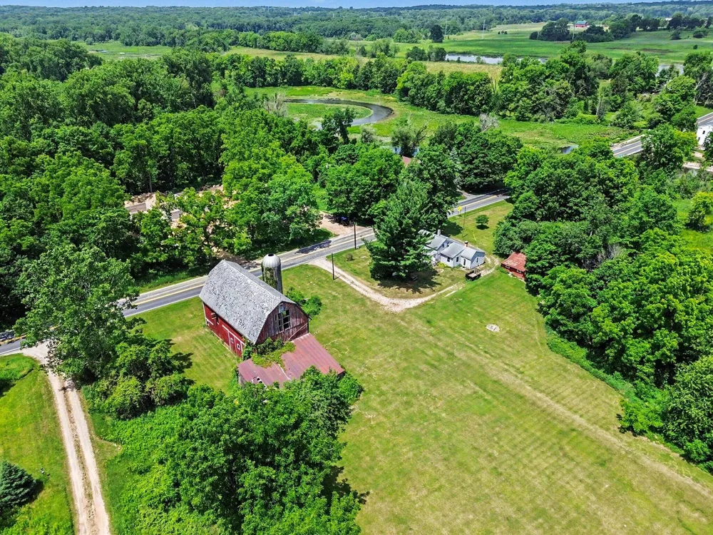 5901 Sharon Hollow Road Manchester, MI 48158
