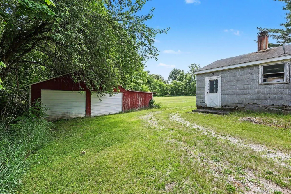 5901 Sharon Hollow Road Manchester, MI 48158