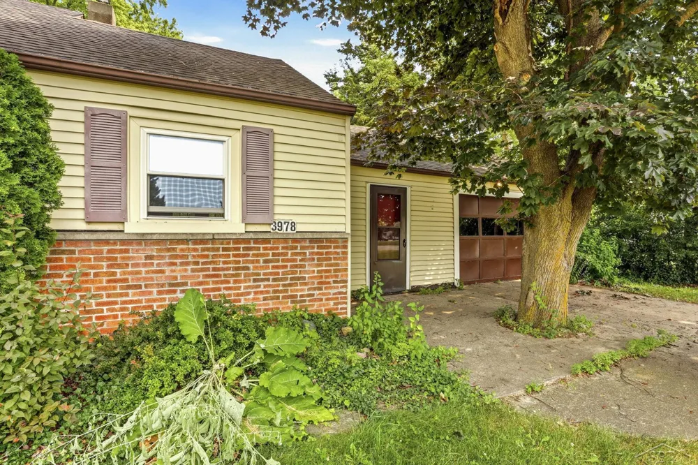 3978 Michigan Avenue Carrollton Township, MI 48604