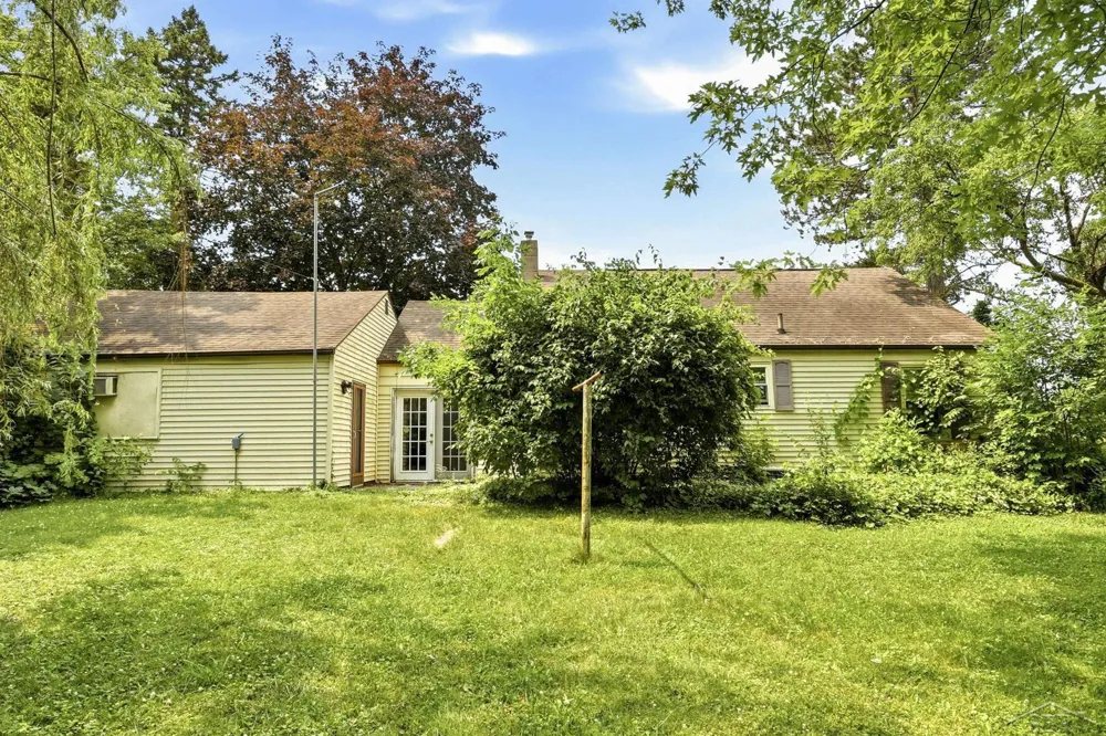 3978 Michigan Avenue Carrollton Township, MI 48604