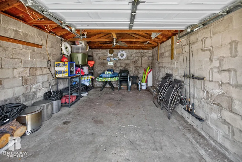 393 Sage lake Road Hill Township, MI 48739
