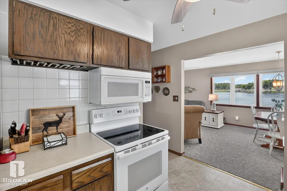 393 Sage lake Road Hill Township, MI 48739
