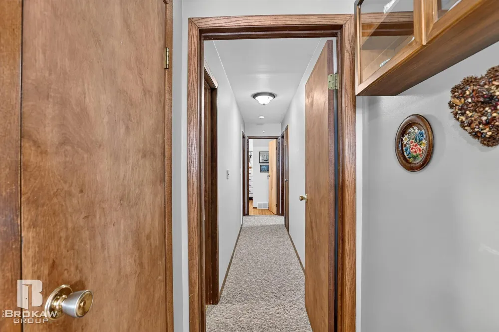 393 Sage lake Road Hill Township, MI 48739
