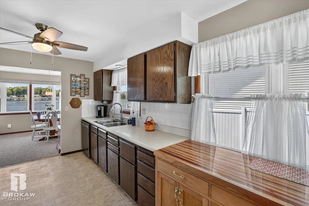 393 Sage lake Road Hill Township, MI 48739
