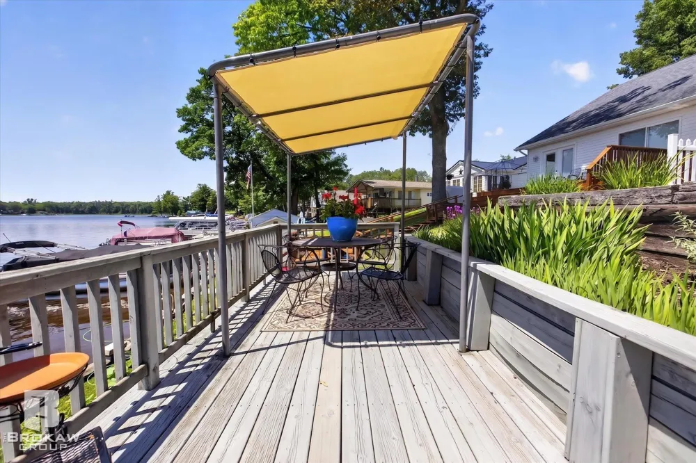 393 Sage lake Road Hill Township, MI 48739