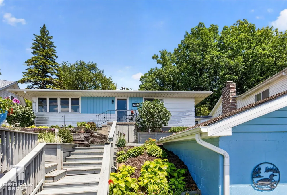 393 Sage lake Road Hill Township, MI 48739