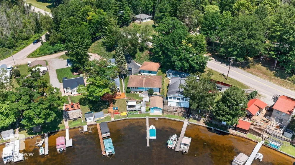 393 Sage lake Road Hill Township, MI 48739
