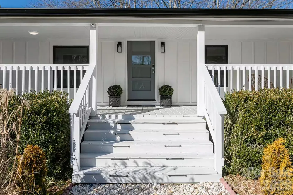 2 Shady Oak Lane Arden, NC 28704