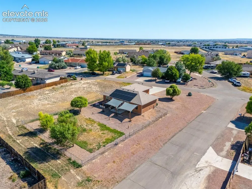 231 S Wiggins Drive Pueblo West, CO 81007