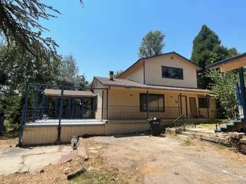 32995 Weatherly Lane