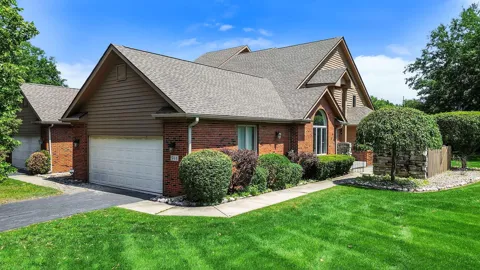 944 Cornwallis Lane