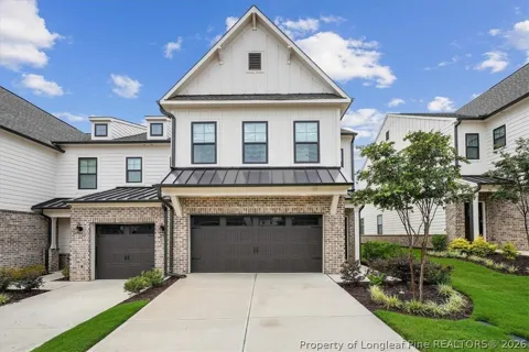 102 Paperwhite Place #225